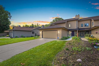/international/us/1505-n-bay-highlands-drive-green-bay-wi-110100728574/