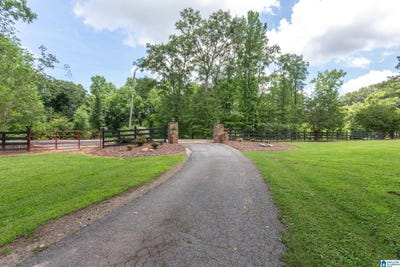 /international/us/1250-old-downing-mill-road-anniston-al-110100838212/