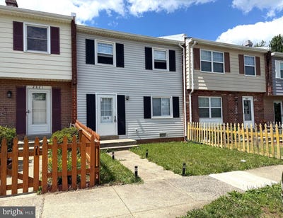 /international/us/2819-banks-court-dumfries-va-110108880897/