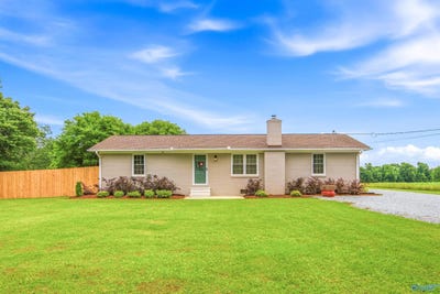 /international/us/18890-hightower-road-athens-al-110108397925/