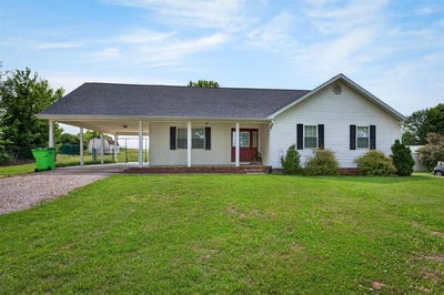 /international/us/9846-hwy-764-whitesville-ky-110108179273/