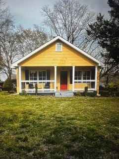 /international/us/505-s-randolph-avenue-landrum-sc-110106581802/
