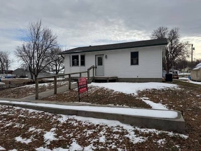 /international/us/723-w-harrison-st-albion-ne-110104578114/