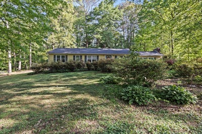 /international/us/301-woodland-drive-lafayette-ga-110107539973/
