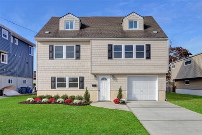 /international/us/626-s-ocean-avenue-freeport-ny-110098645770/
