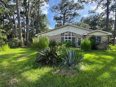 /international/us/13680-highway-23-belle-chasse-la-110108495269/