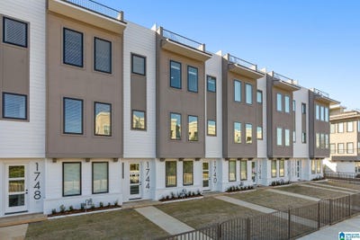 /international/us/1740-12th-avenue-tuscaloosa-al-110105636535/