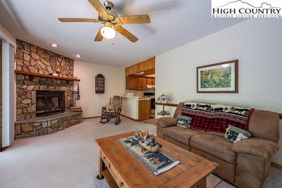 /international/us/148-hanging-rock-villas-seven-devils-nc-110099599131/