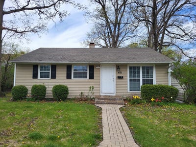 /international/us/431-whittier-lane-mundelein-il-110099303512/