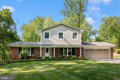 /international/us/13949-brighton-dam-road-clarksville-md-110107841743/