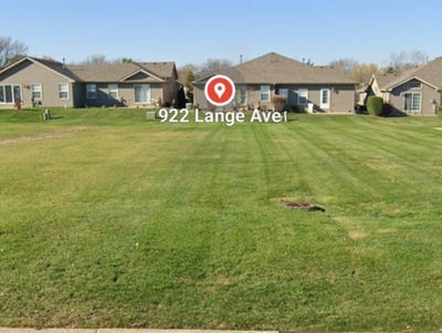 /international/us/922-lange-avenue-beecher-il-110108539952/