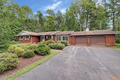 /international/us/3171-hemlock-hill-road-pocono-pines-pa-110101178005/?lang=en