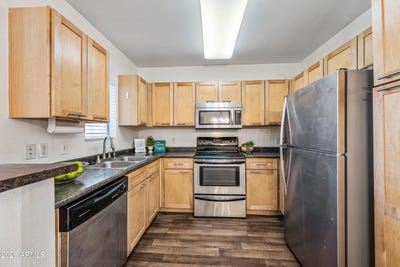 /international/us/1295-n-ash-street-gilbert-az-110106206662/