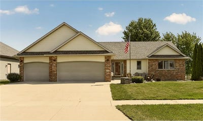 /international/us/906-bucknell-boulevard-se-stewartville-mn-110108393029/