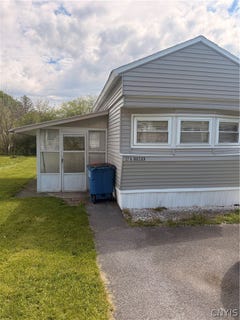/international/us/1275-state-route-5-lot-27-elbridge-ny-110108295312/