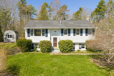 /international/us/133-berrys-mill-road-west-bath-me-110107401578/
