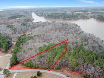 /international/us/12-piney-ridge-road-clarksville-va-110106310889/
