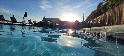 /international/us/21682-ocean-vista-drive-laguna-beach-ca-110105254561/