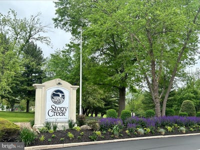 /international/us/115-stony-way-115-norristown-pa-110100995897/