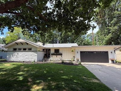 /international/us/1432-n-16h-st-fort-dodge-ia-110108552398/