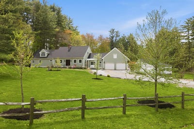 /international/us/42-nason-road-hampton-falls-nh-110108065962/