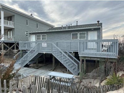/international/us/2200-oceanfront-lavallette-nj-110106435485/