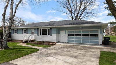 /international/us/1408-s-hemlock-avenue-marshfield-wi-110099379117/