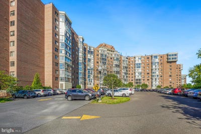 /international/us/3200-n-leisure-world-boulevard-silver-spring-md-110108026491/