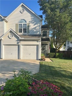 /international/us/23450-wainwright-terrace-olmsted-falls-oh-110100810838/
