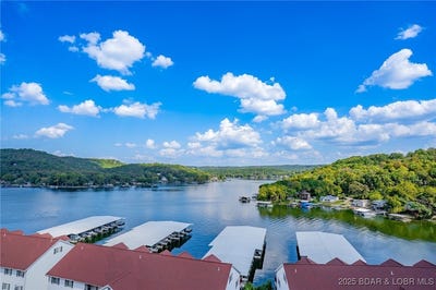 /international/us/775-clearwater-drive-camdenton-mo-110102717991/