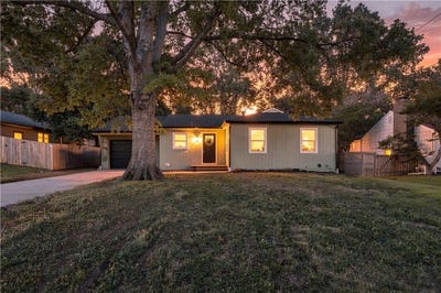 /international/us/7907-reinhardt-lane-prairie-village-ks-110119993877/