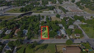 /international/us/740-comal-avenue-new-braunfels-tx-110109158829/