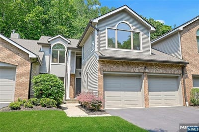 /international/us/91-lakeview-drive-old-tappan-nj-110109244249/