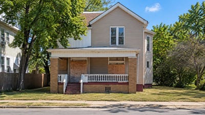 /international/us/1216-north-street-peoria-il-110120515515/