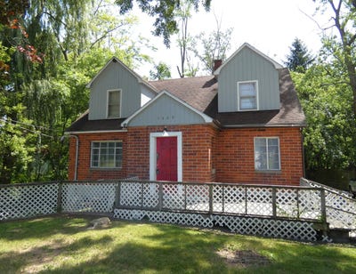 /international/us/1627-ogden-avenue-benton-harbor-mi-110109141109/