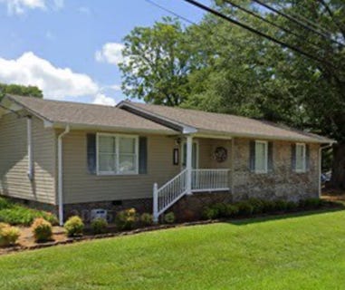 /international/us/328-s-peachtree-street-liberty-sc-110106668489/