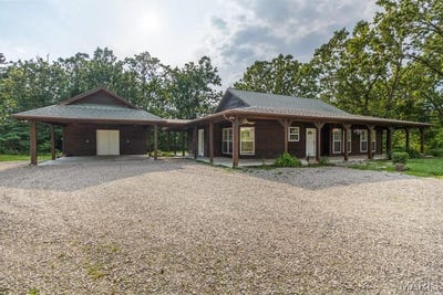 /international/us/19395-ripley-drive-lebanon-mo-110100117581/
