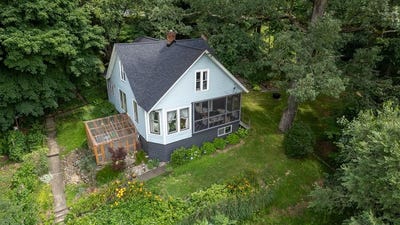 /international/us/612-college-street-emlenton-pa-110100975418/