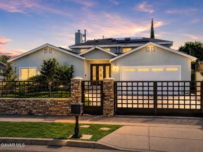 /international/us/11138-collett-avenue-granada-hills-ca-110109005017/