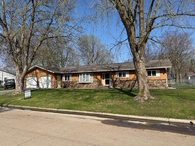 /international/us/710-n-illinois-st-lake-city-ia-110106379137/