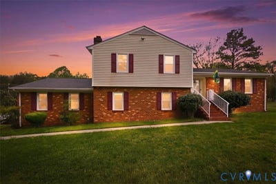 /international/us/712-reese-drive-sandston-va-110107378593/