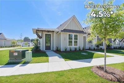 /international/us/155-summer-street-opelika-al-110106370208/