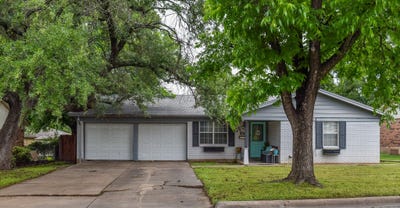 /international/us/304-moore-street-brady-tx-110108348021/