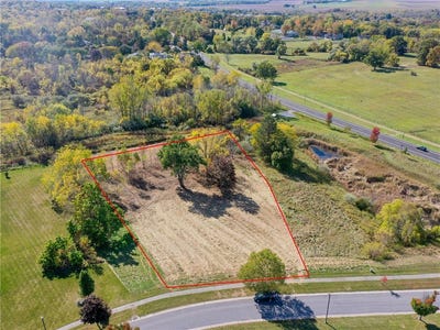 /international/us/12-cavalry-road-geneseo-ny-110102789907/