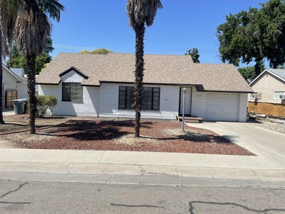 /international/us/2616-w-iris-avenue-visalia-ca-110100161438/
