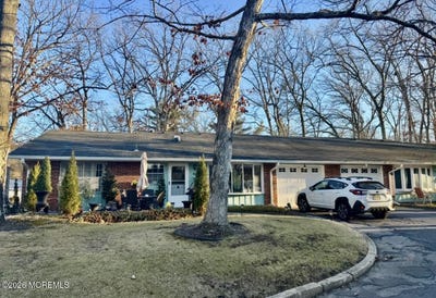 /international/us/5b-buckingham-drive-lakewood-nj-110105051022/