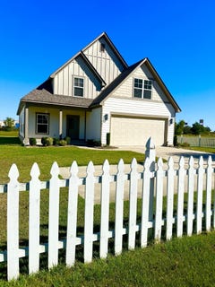 /international/us/301-starlyn-ave-new-albany-ms-110102924354/