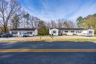 /international/us/801-803-henry-street-gretna-va-110106727397/