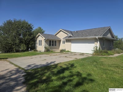 /international/us/16608-18th-street-plattsmouth-ne-110120094522/