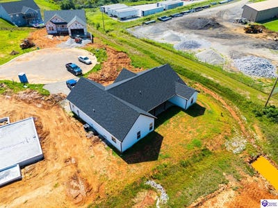 /international/us/88-betty-boyd-lane-brandenburg-ky-110099581172/